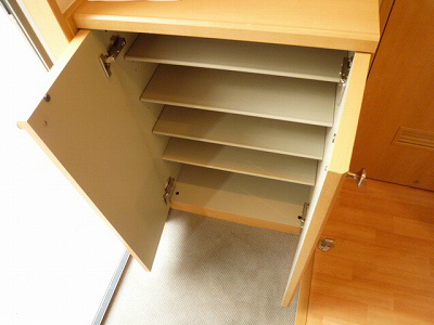 エスポワール・F 玄関