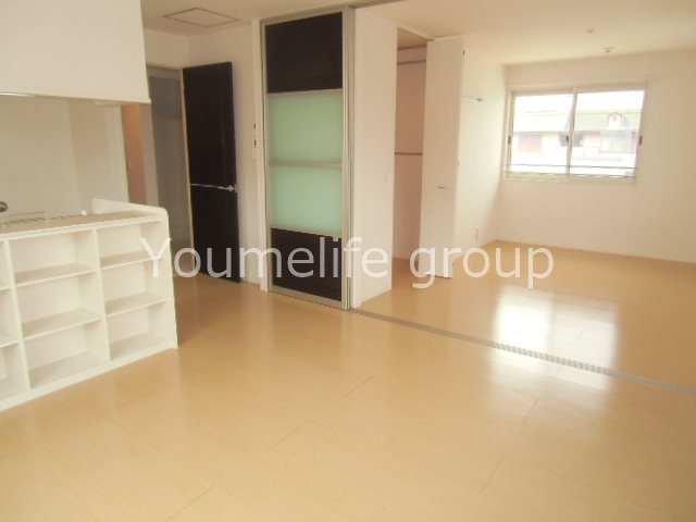 トプラナ リビング