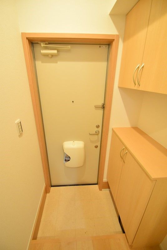 フェリーチェ本郷台 玄関