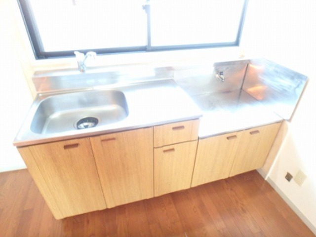 ハイツスイーダT キッチン