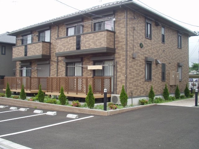 ロイヤルコートA 101号室 外観