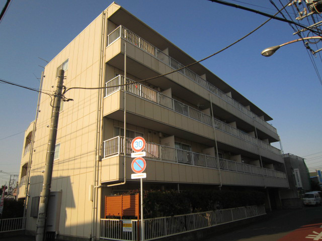 ジュネス西湘 203号室 外観
