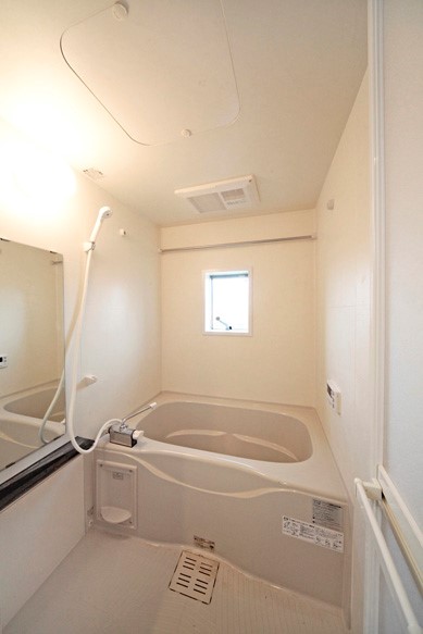 eufonia tres （ユーフォニア トレス） 風呂画像