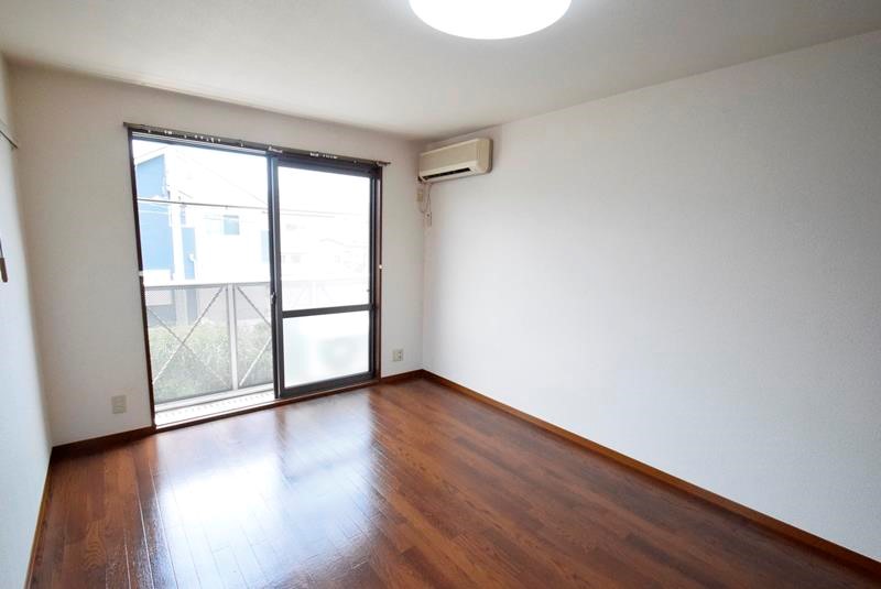 フォーユーハイツE リビング