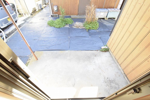 鎌田貸家 ベランダ