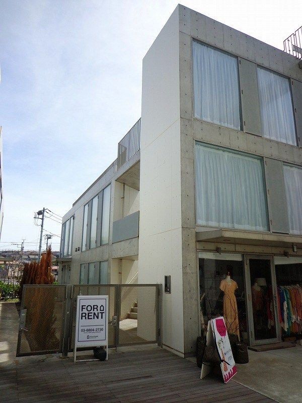 WEEKEND HOUSE ALLEY その他外観3