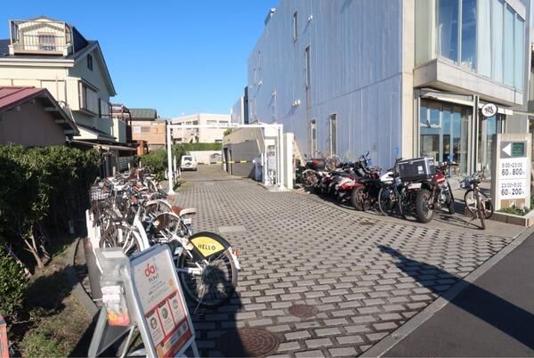 WEEKEND HOUSE ALLEY その他11
