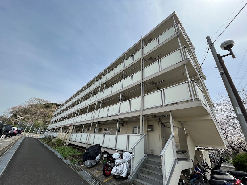 ビレッジハウス鎌倉5号棟 404号室 外観