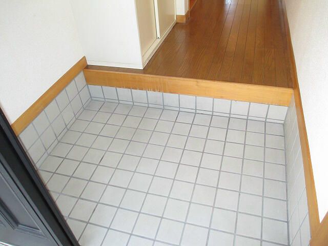 ハイツ天神 玄関