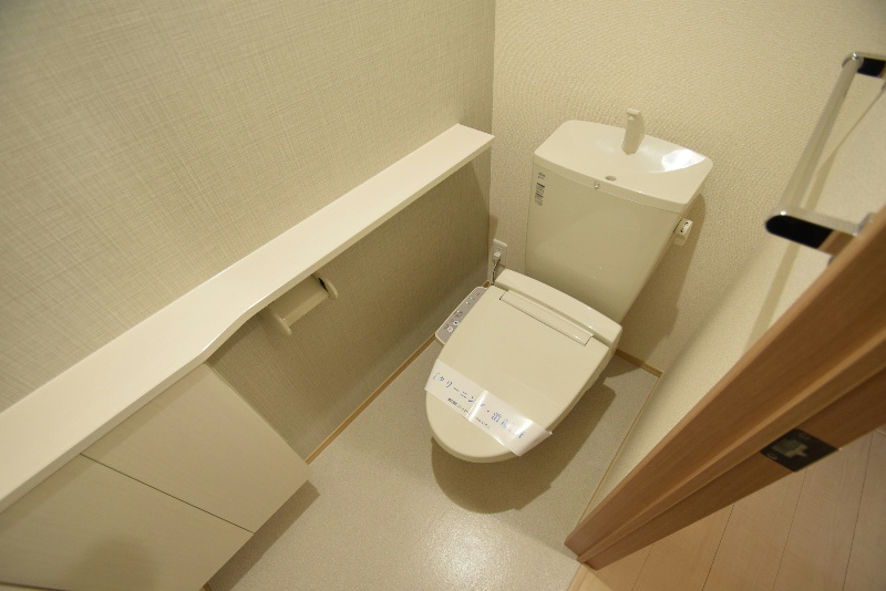 オランジュ 玄関