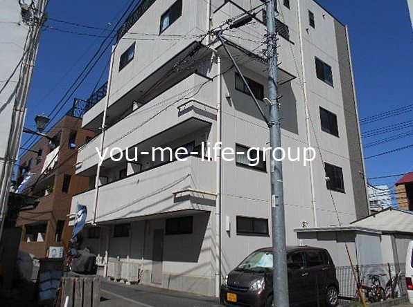 クインズヒル 302号室 外観