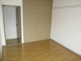 ロイヤルパレス弐番館 ベッドルーム