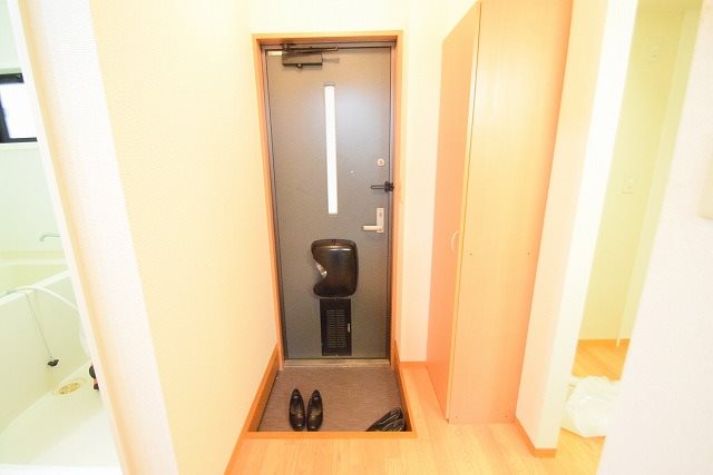 リビエール・ビラ 玄関