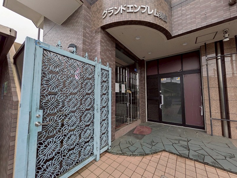 グランドエンブレム秦野 エントランス