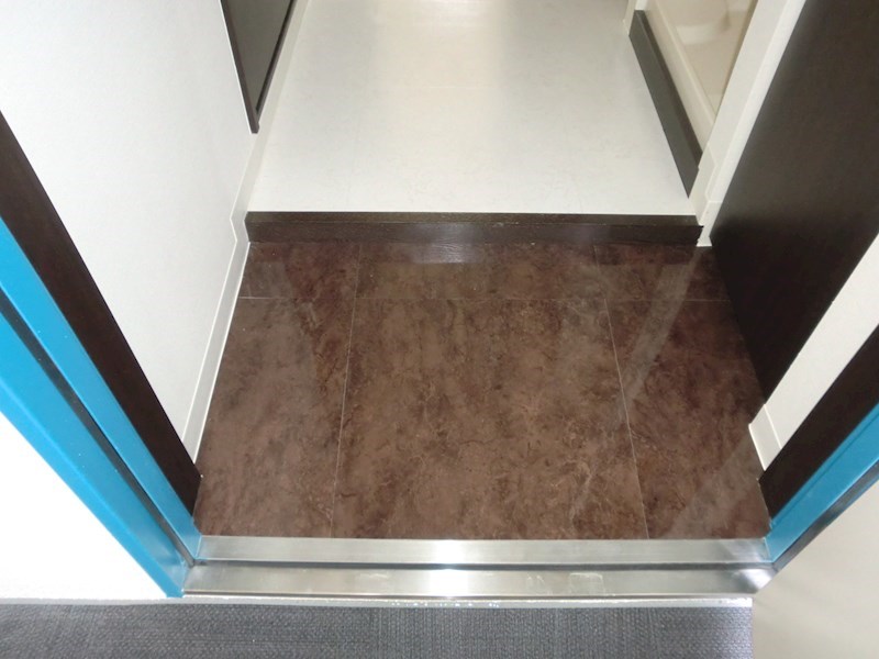 フィオーレ茅ヶ崎 玄関