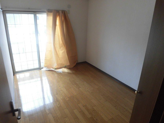 ベルハウス本郷台 ベッドルーム