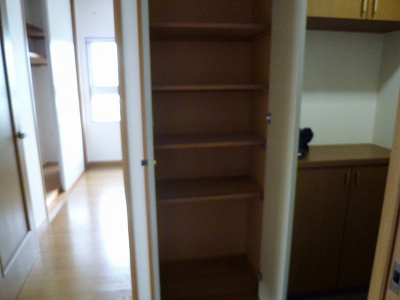 ドムス厚木南 玄関