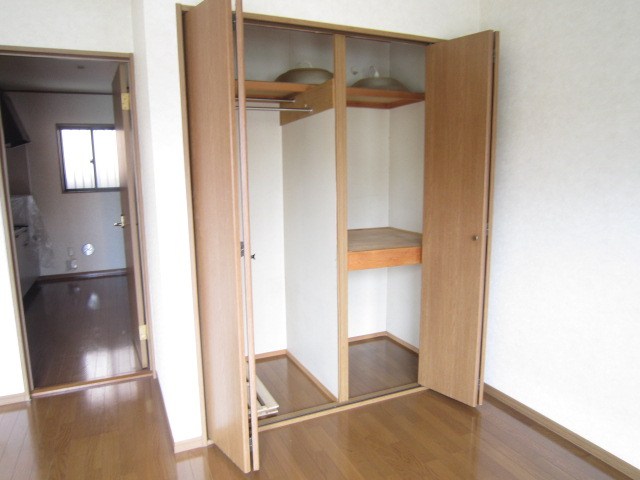 クラウンハイツⅠ 収納