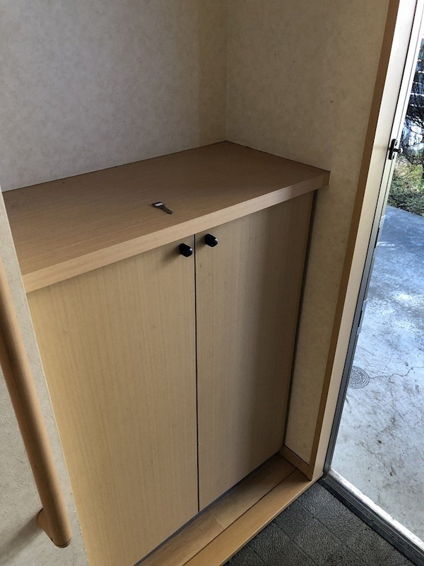 シャテニエ　ボワ　コート　D 玄関