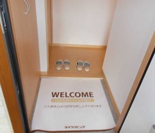 グランドソレーユA棟 玄関