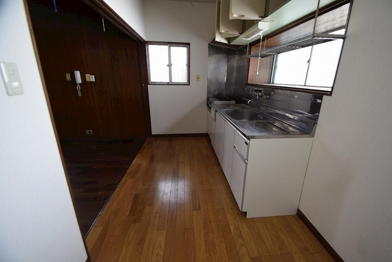 戸室貸家 リビング