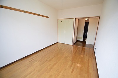 リュミエ本厚木 ベッドルーム