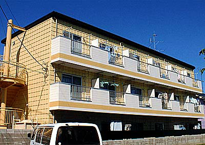 リエス伊勢原 302号室 外観