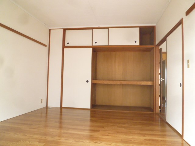 テレパレス伊勢原６号棟 ベッドルーム