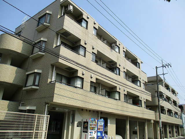 日神パレス戸塚 301号室 外観
