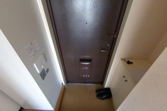 日神パレス戸塚 玄関