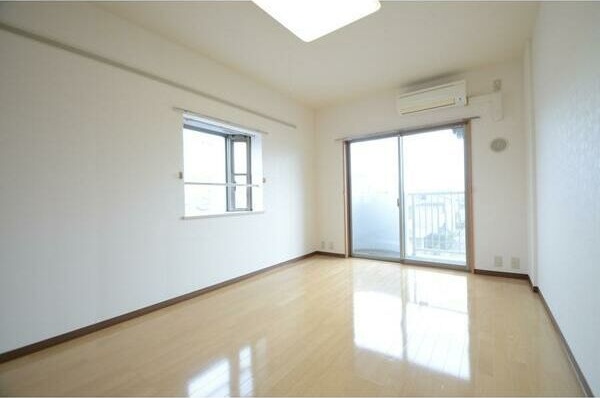 エトワール リビング