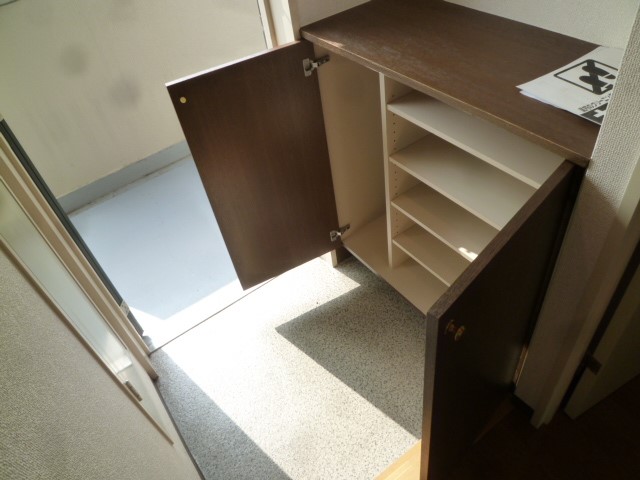 アーク本厚木 玄関