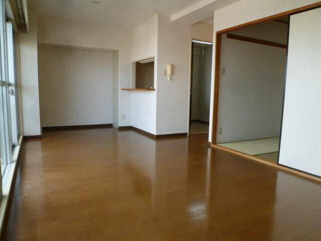 アーク本厚木 リビング