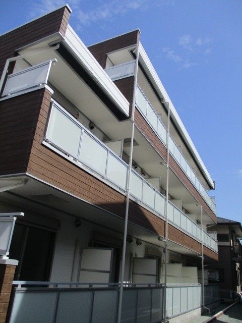 リブリ・踊場 303号室 外観