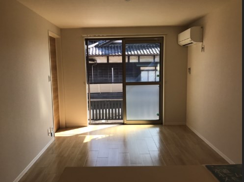 メゾン・ナンバラC リビング