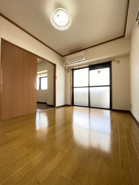 旭町武井ビル ベッドルーム