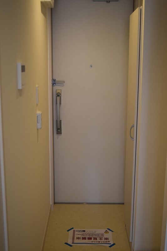 リブリ・テラ 玄関