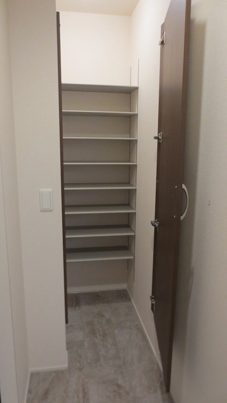 ラ　フェリーチェ湘南 玄関