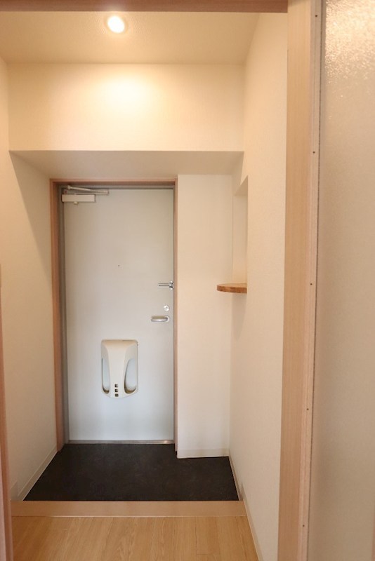 オセアン　ブルー 玄関