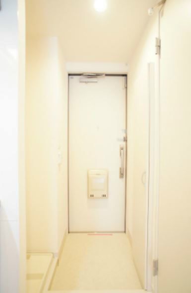 リブリ・PLAGE江ノ島 玄関