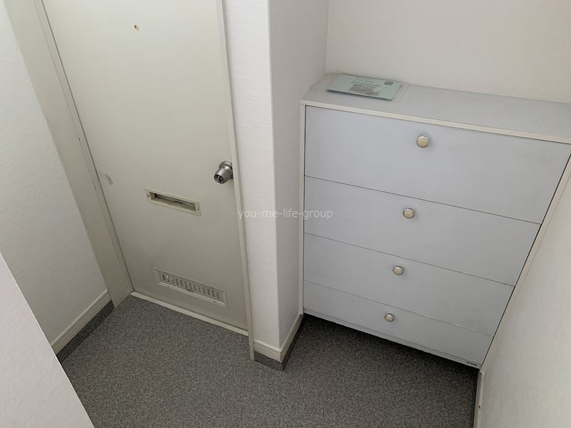 テンプレート若松  玄関