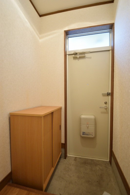 日比野ハイツE 玄関