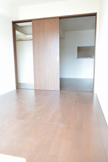 アンプリュム鵠沼海岸A棟 リビング