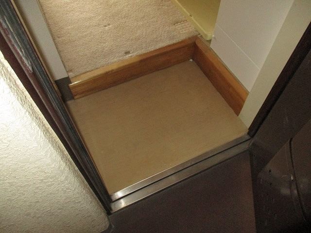 日神パレス戸塚 玄関