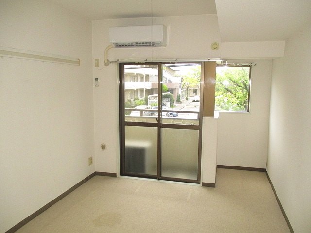 日神パレス戸塚 リビング