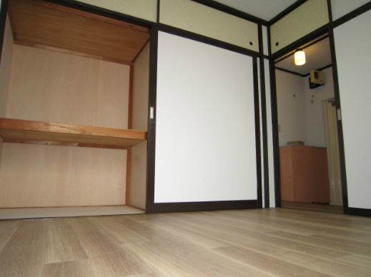 山口マンション  収納