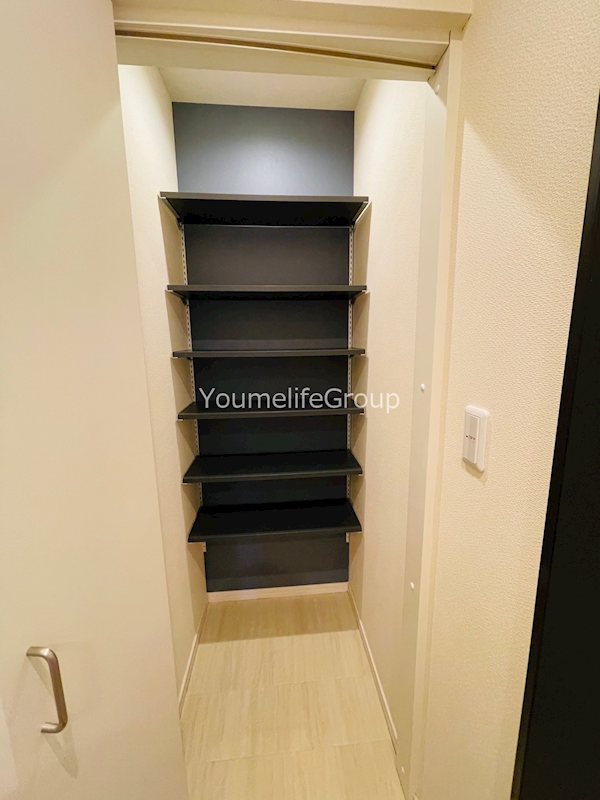 イーストハウス鵠沼 玄関