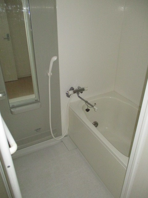 小雀レジデンス 風呂画像