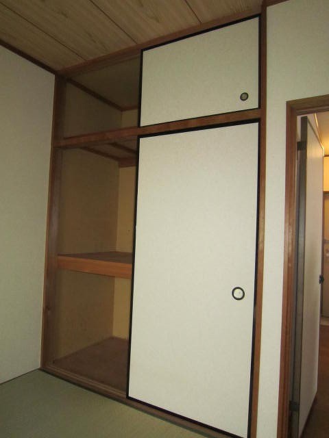 シャトレーマツヤ 収納