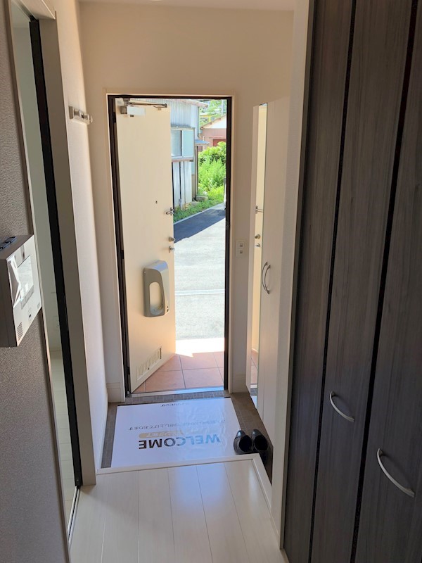 ル・レーヴ 玄関